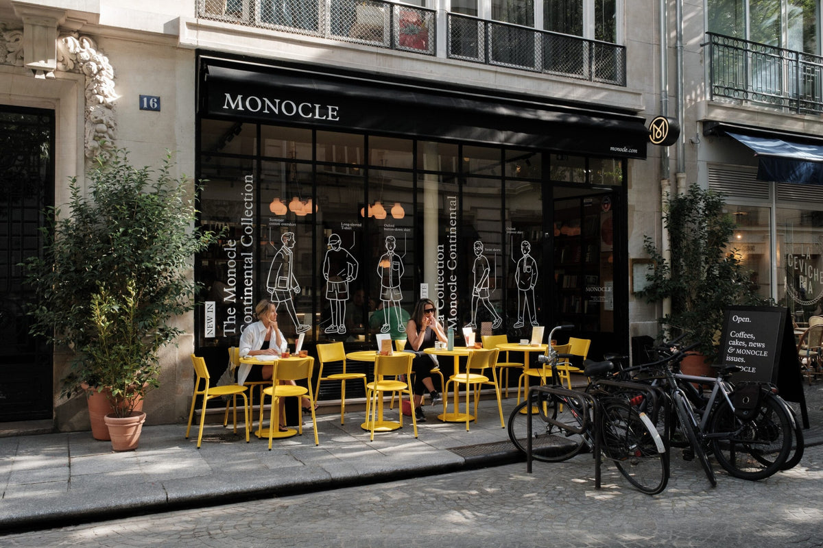 Tiptoe im Café Monocle