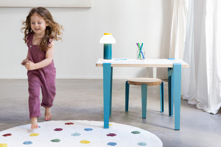 Creating an office nook in the kid's room