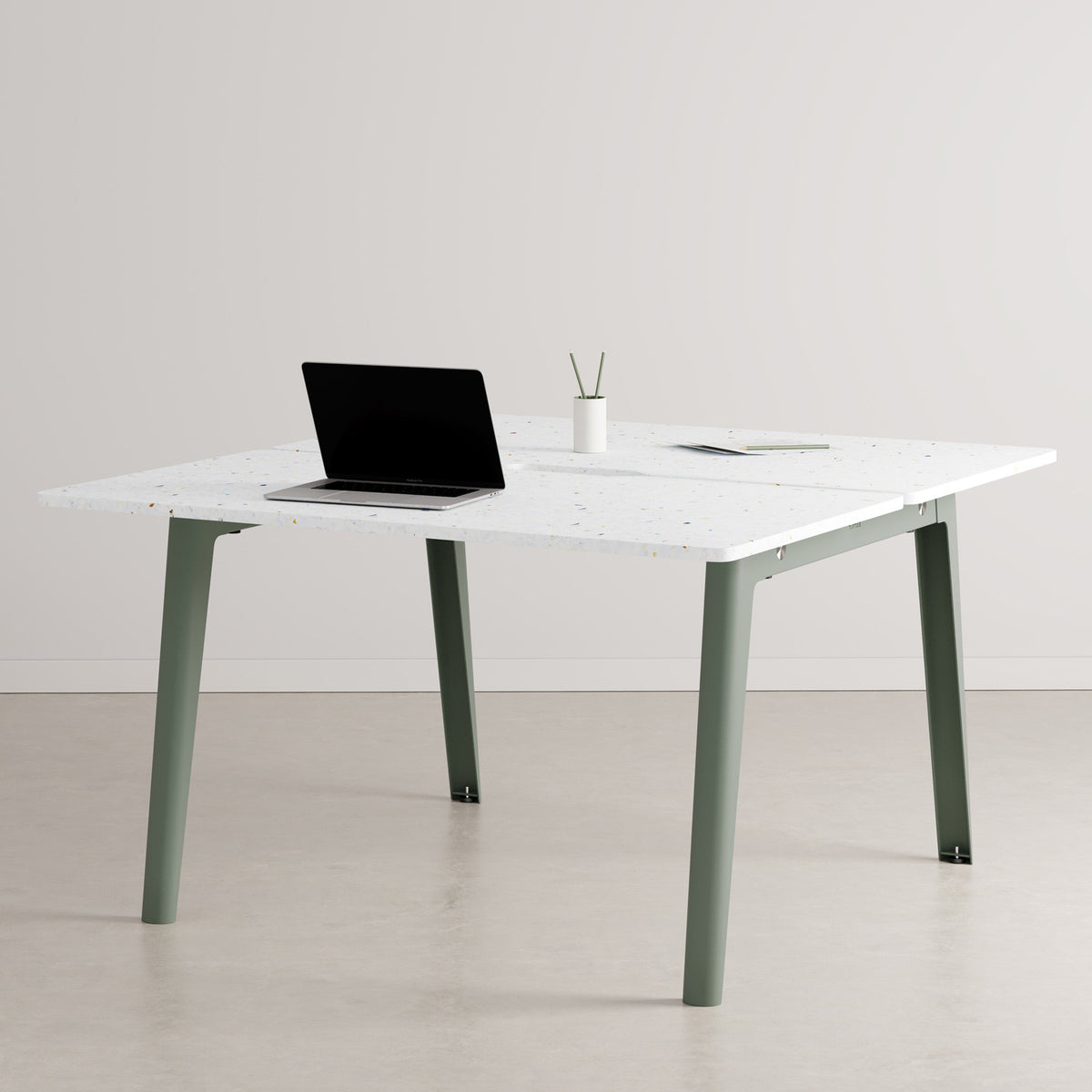 Bureau open-space NEW MODERN 2 places - plastique recyclé Venezia