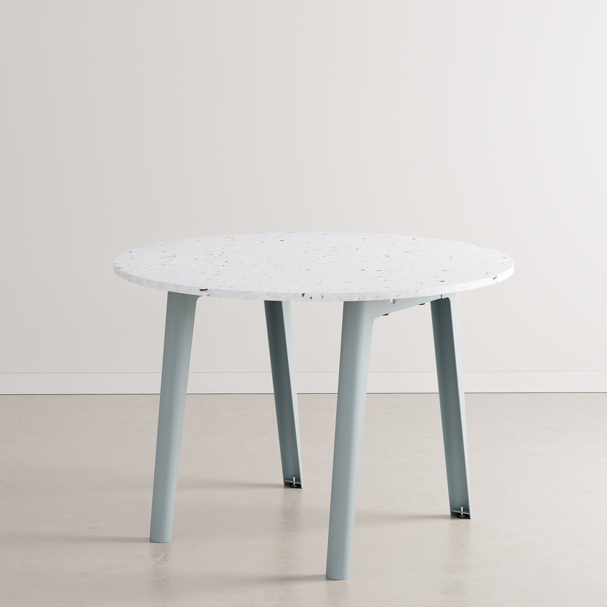 NEW MODERN round meeting table Ø 108cm - Venezia recycled plastic